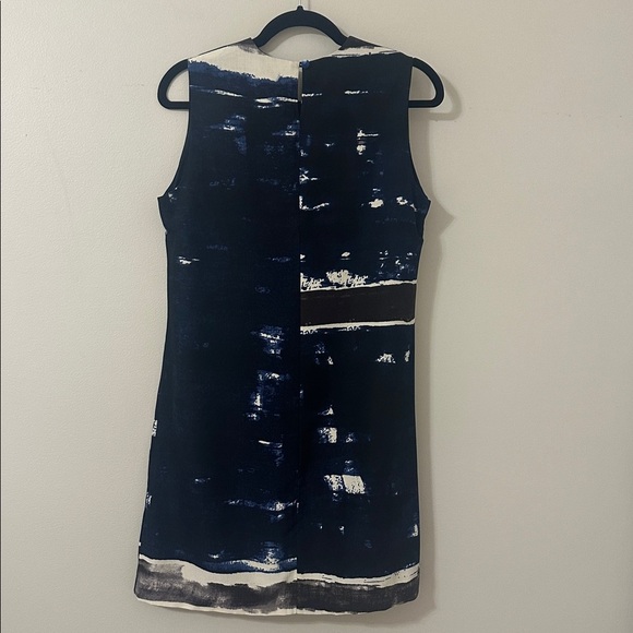 Samantha Sung Navy Abstract Hand Painted Sleeveless 100% Silk Mini Dress Size 6 - Picture 3 of 9